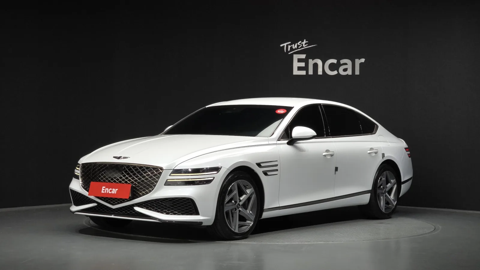 2023 Genesis G80