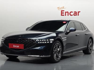 2022 Genesis G90
