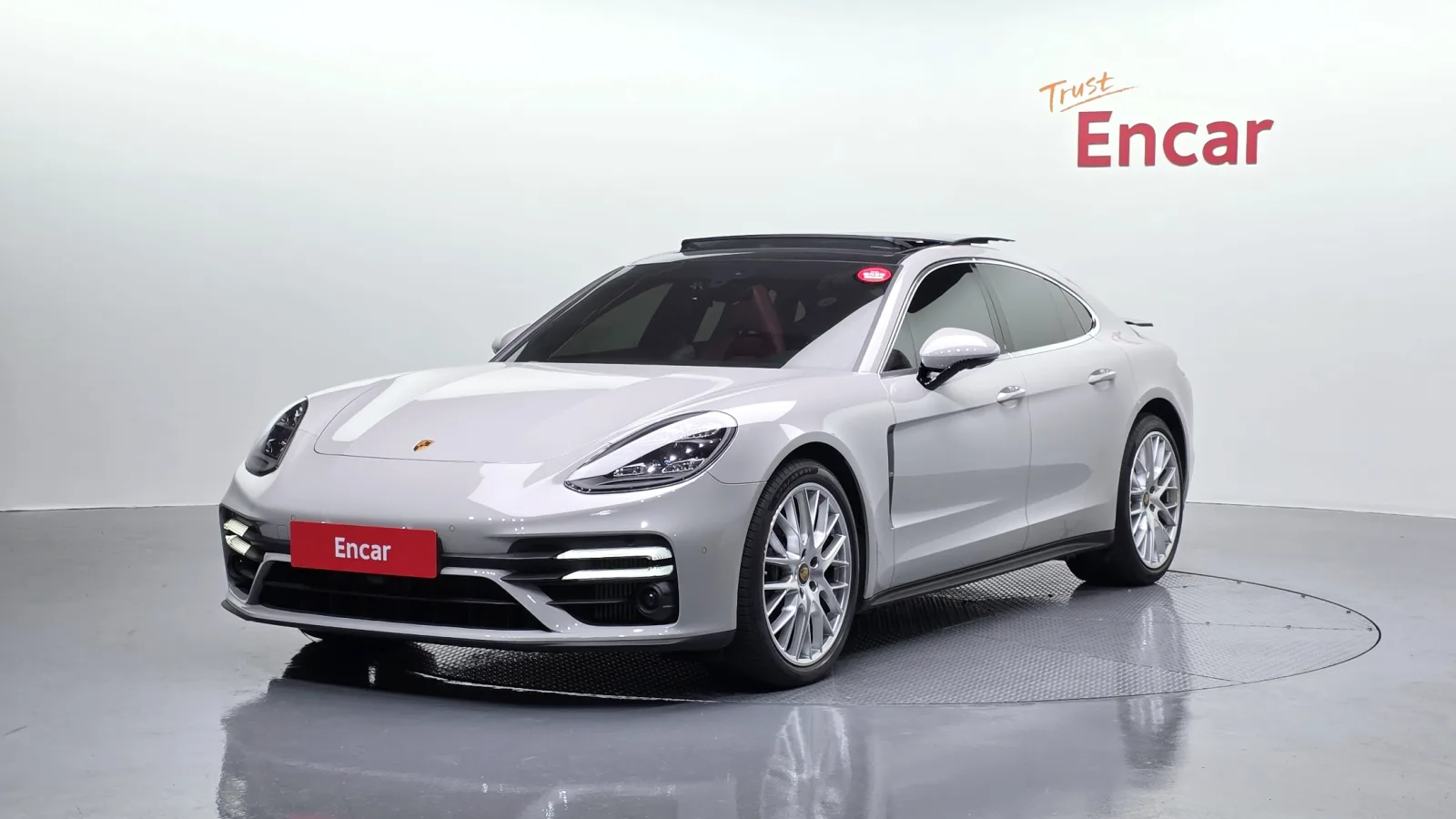2023 Porsche Panamera