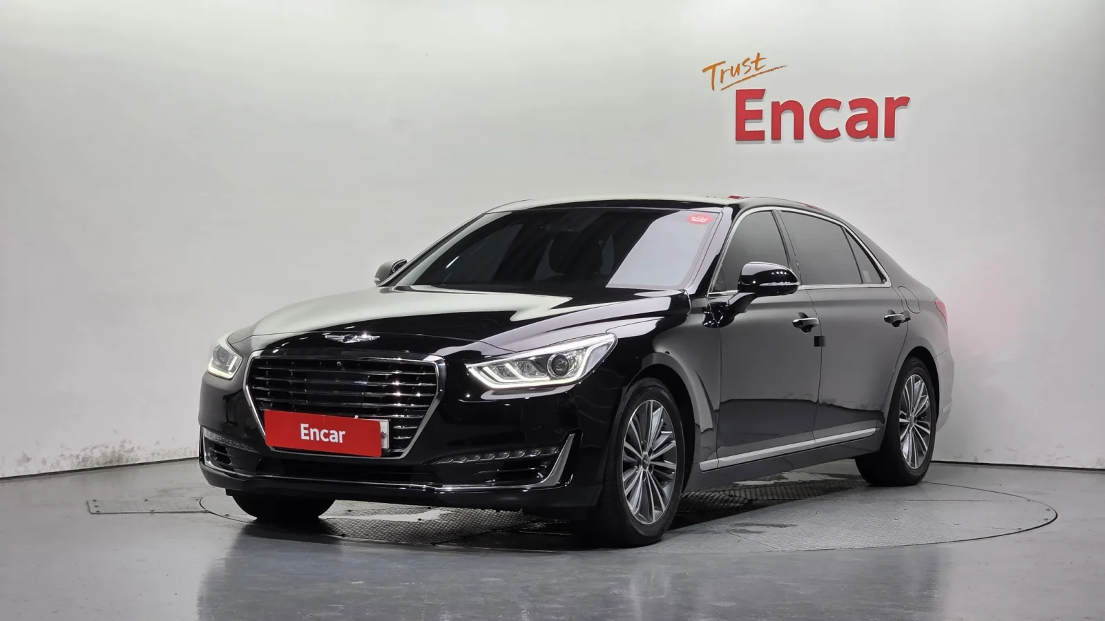 2016 Genesis EQ900