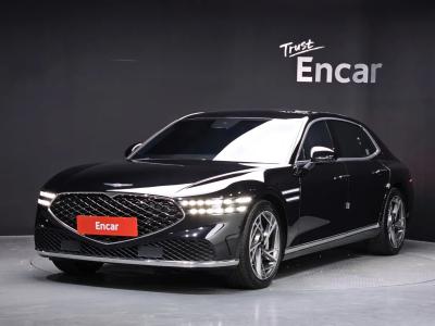 2023 Genesis G90
