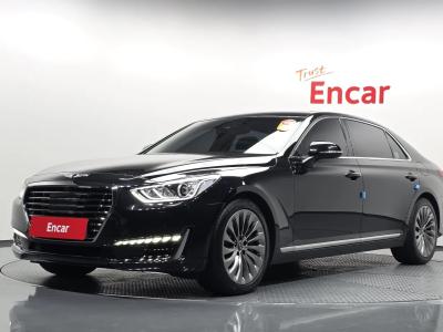2018 Genesis EQ900