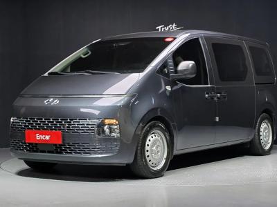 2023 Hyundai Staria