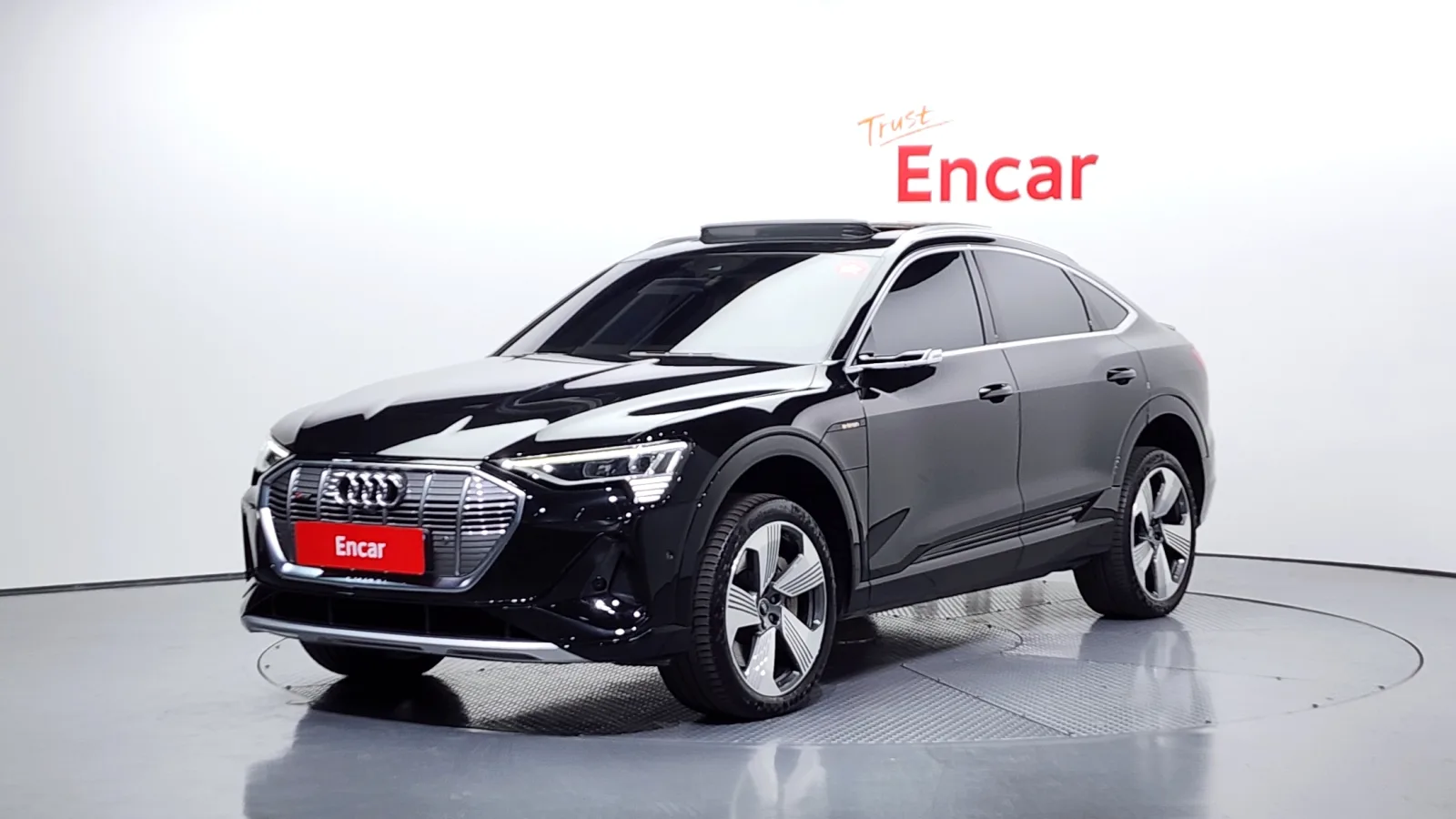 2022 Audi e-tron