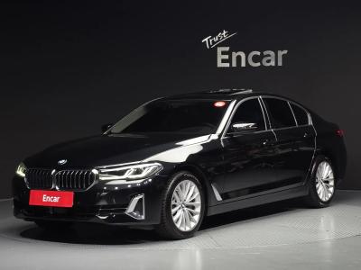 2022 BMW 5-Series