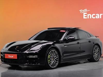 2025 Porsche Panamera