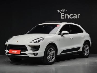 2017 Porsche Macan