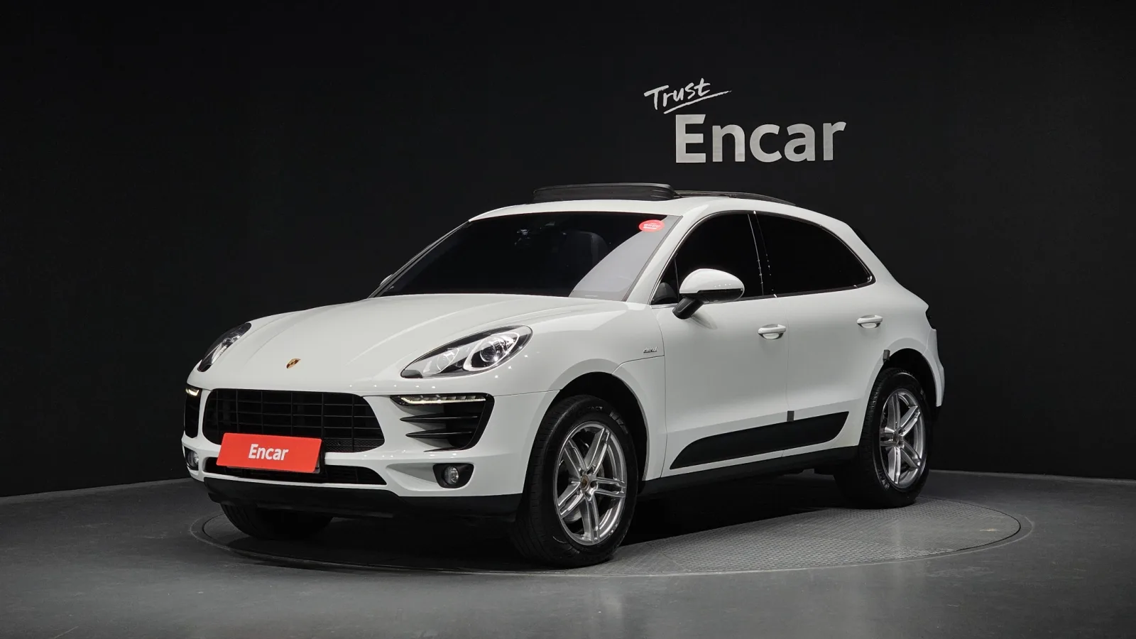 2017 Porsche Macan