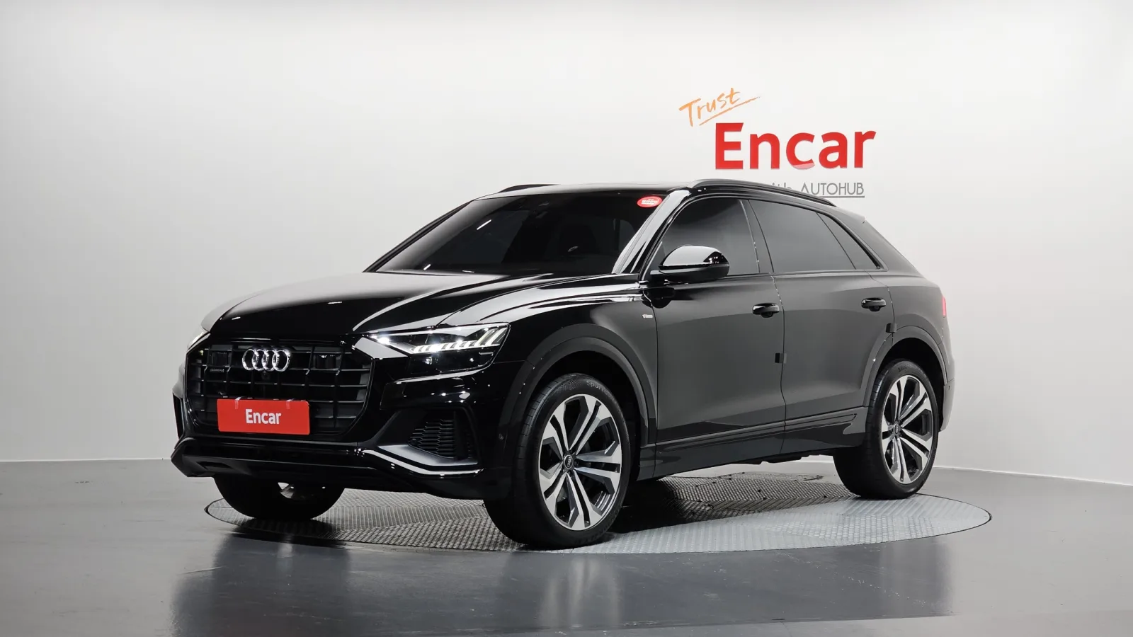 2023 Audi Q8