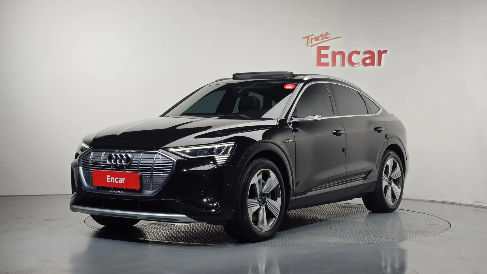 2022 Audi e-tron