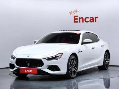 2021 Maserati Ghibli