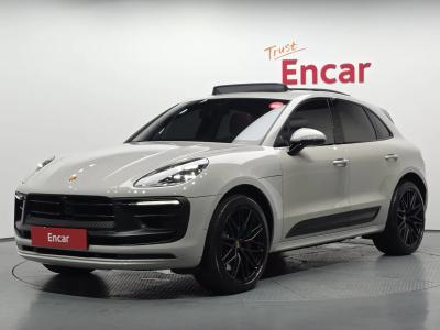 2023 Porsche Macan
