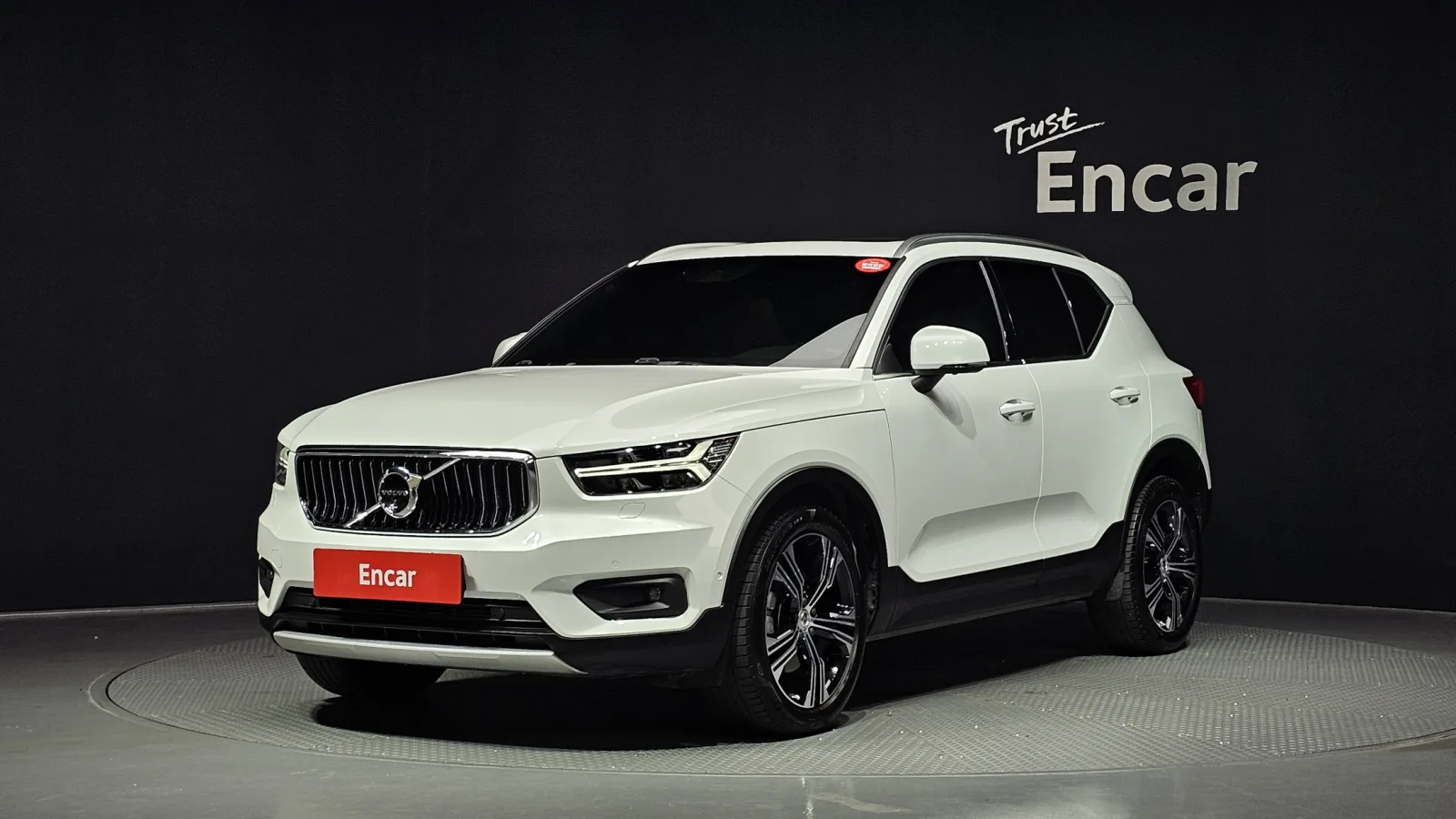 2020 Volvo XC40