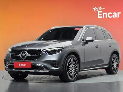 2023 Mercedes-Benz GLC-Class
