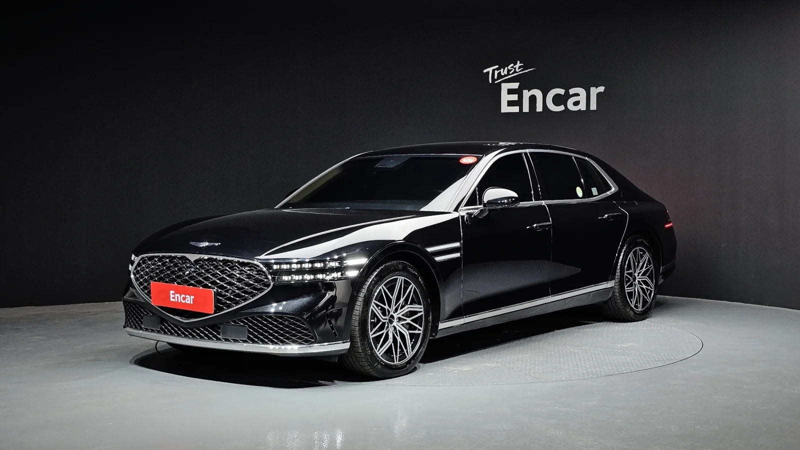 2023 Genesis G90