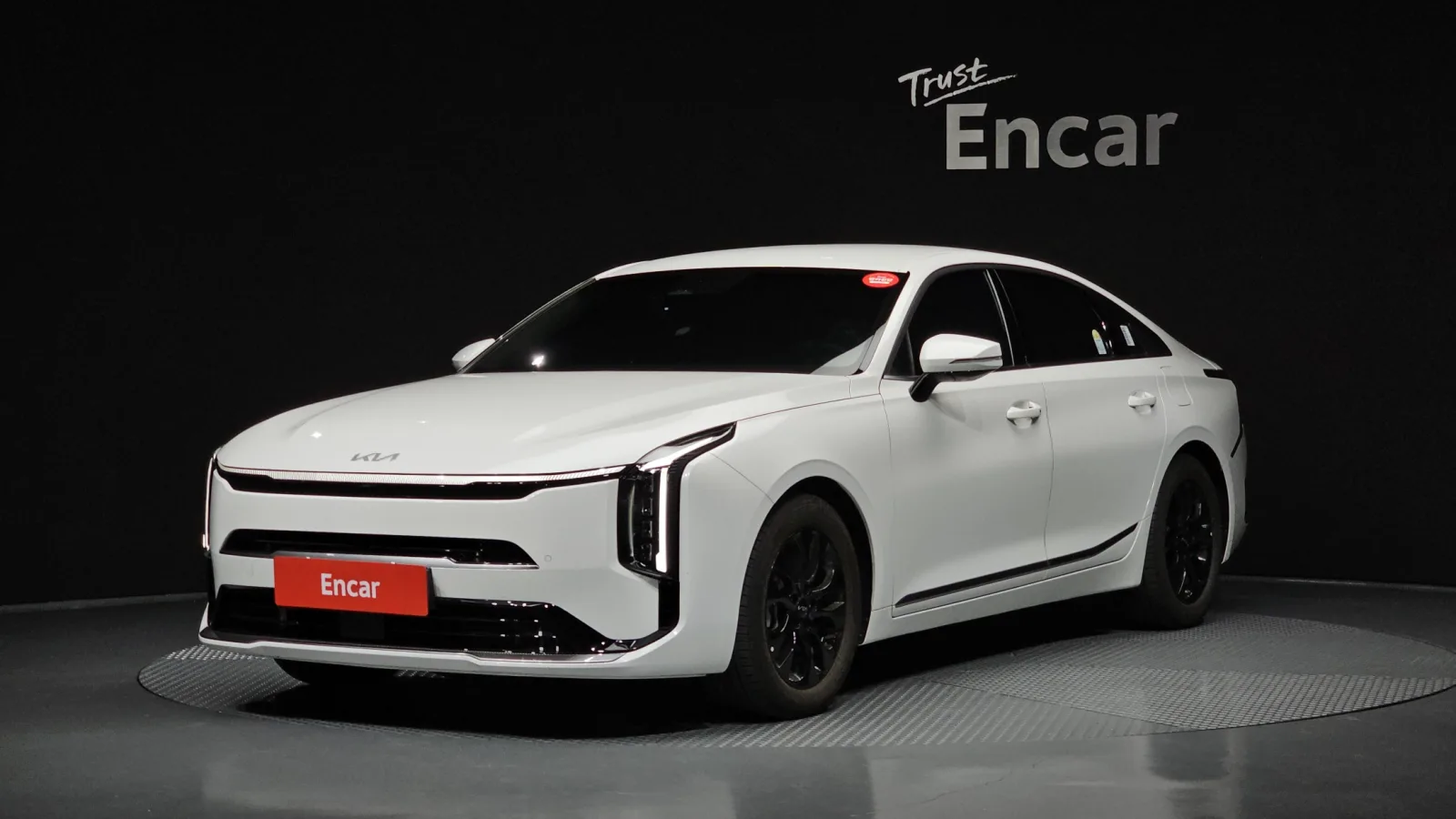 2025 Kia K8