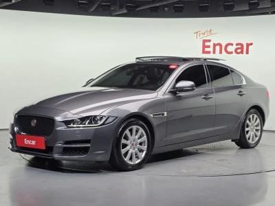 2018 Jaguar XE