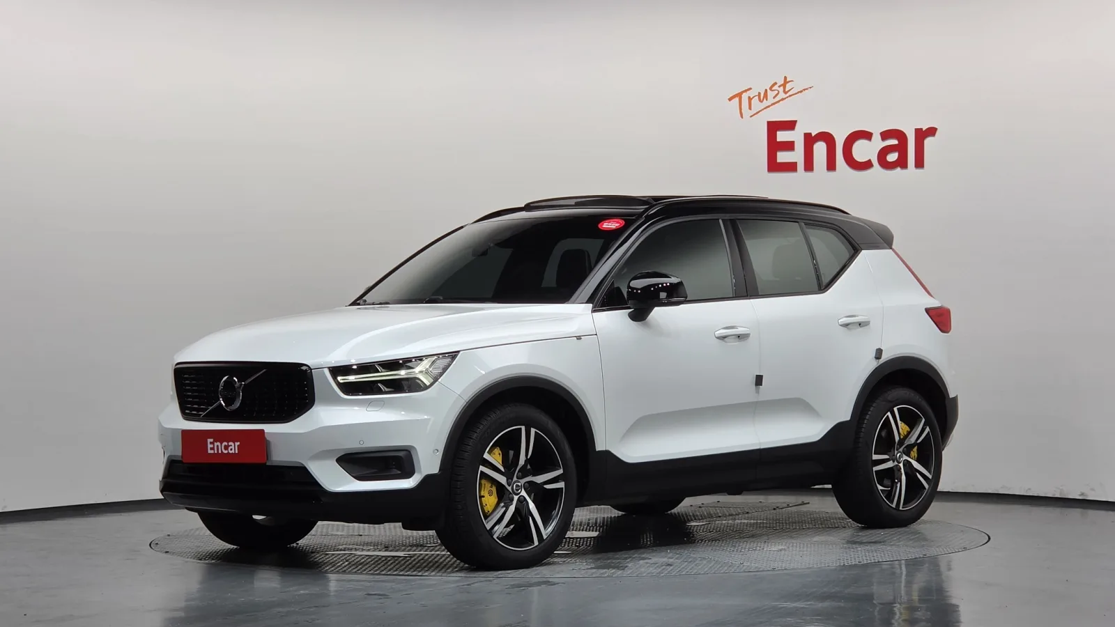 2019 Volvo XC40