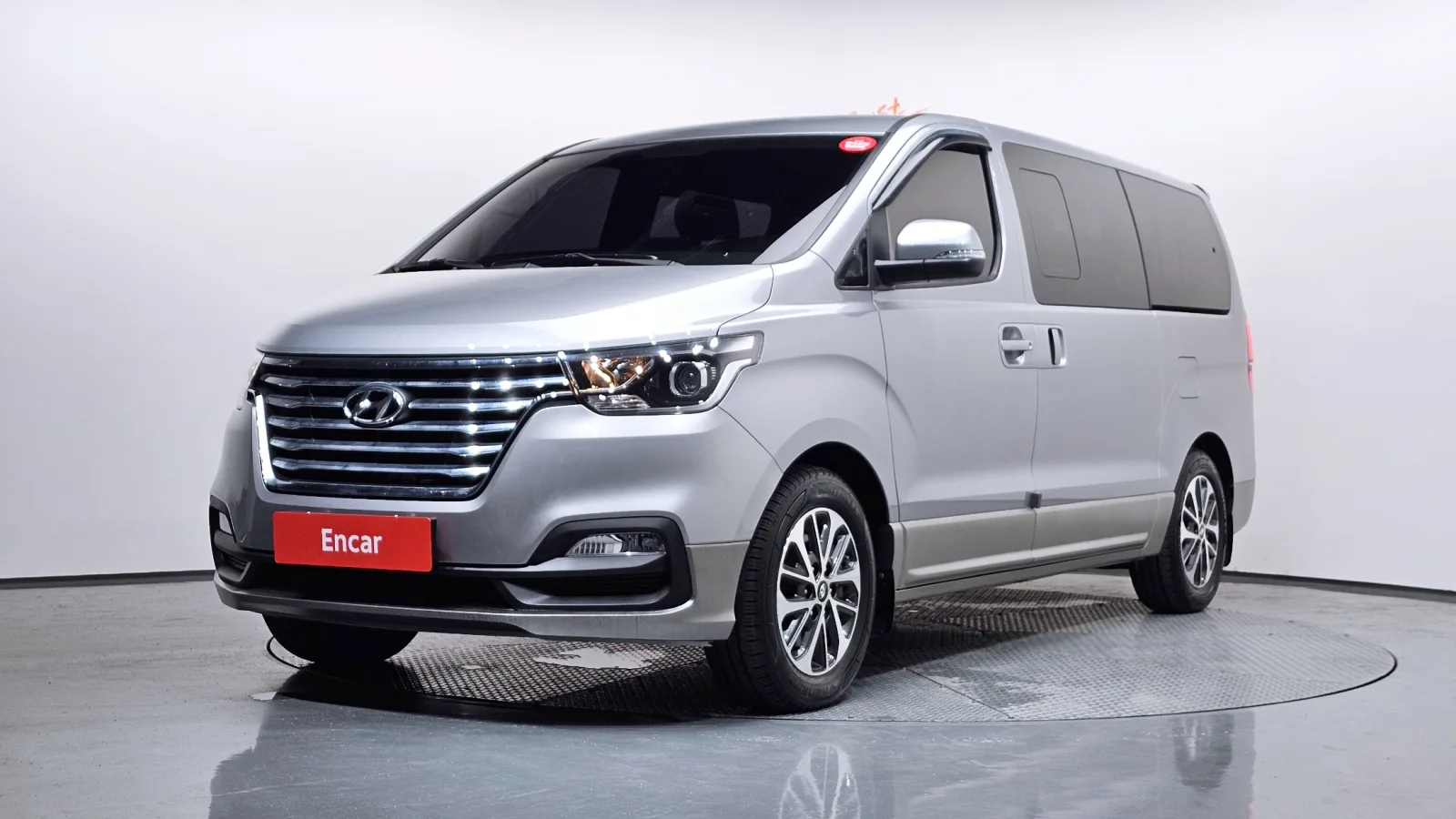 2019 Hyundai Starex