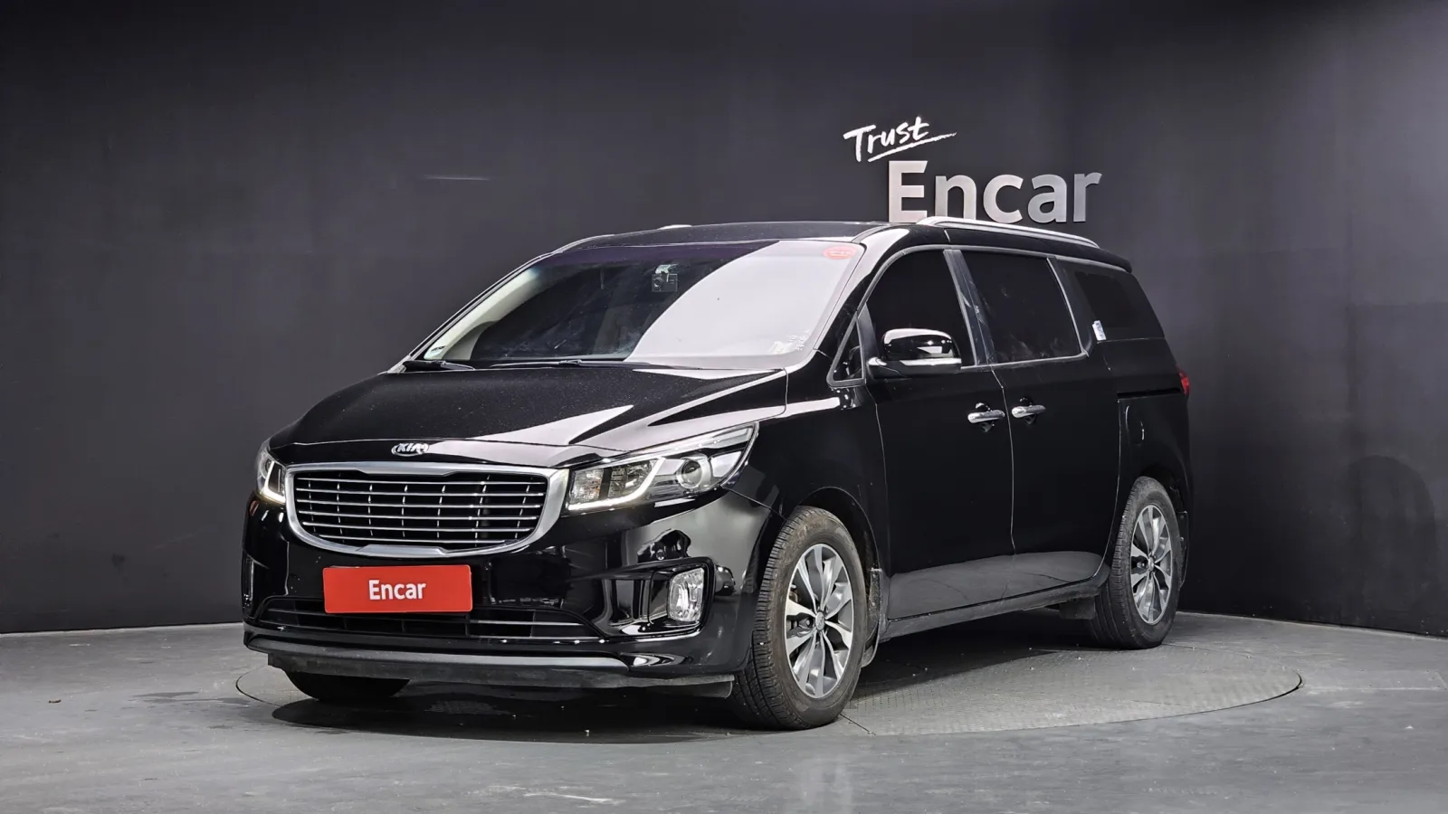 2016 Kia Carnival