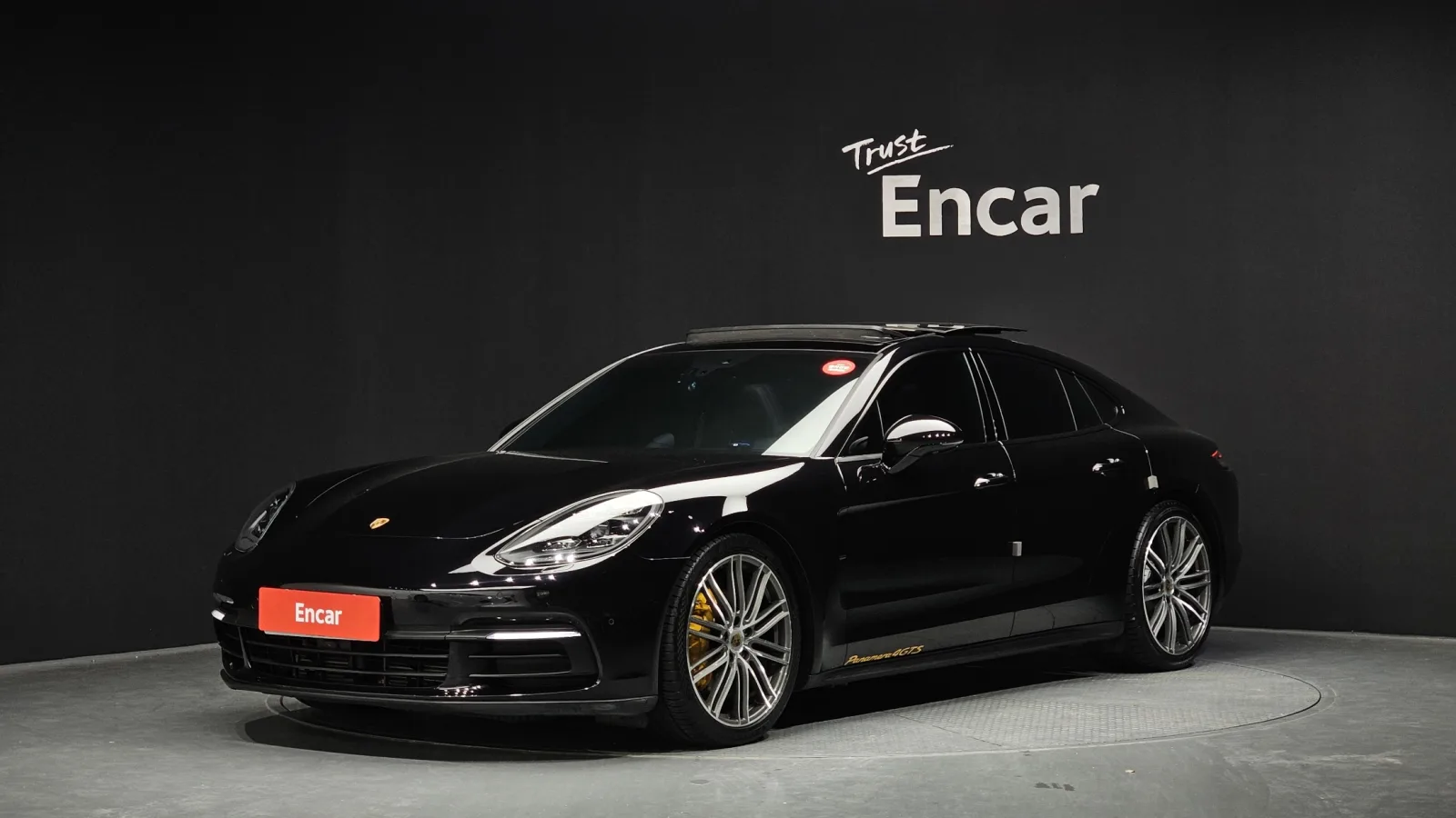 2018 Porsche Panamera