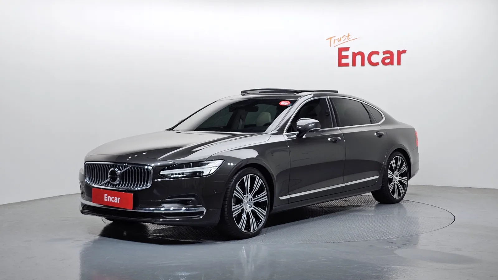 2023 Volvo S90