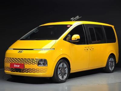 2022 Hyundai Staria