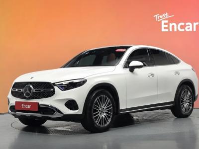 2025 Mercedes-Benz GLC-Class
