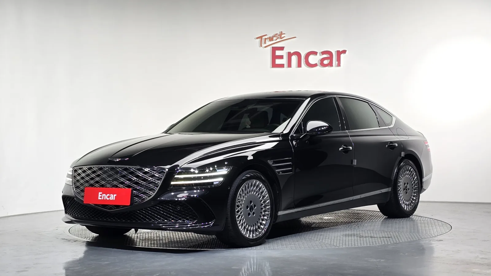 2025 Genesis G80