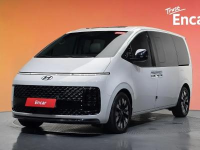 2025 Hyundai Staria