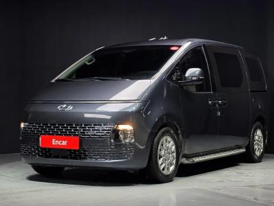 2024 Hyundai Staria