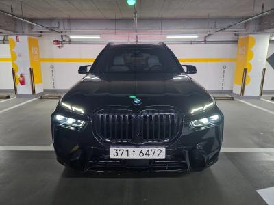 2024 BMW X7