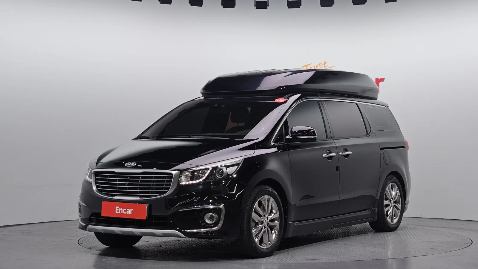 2016 Kia Carnival