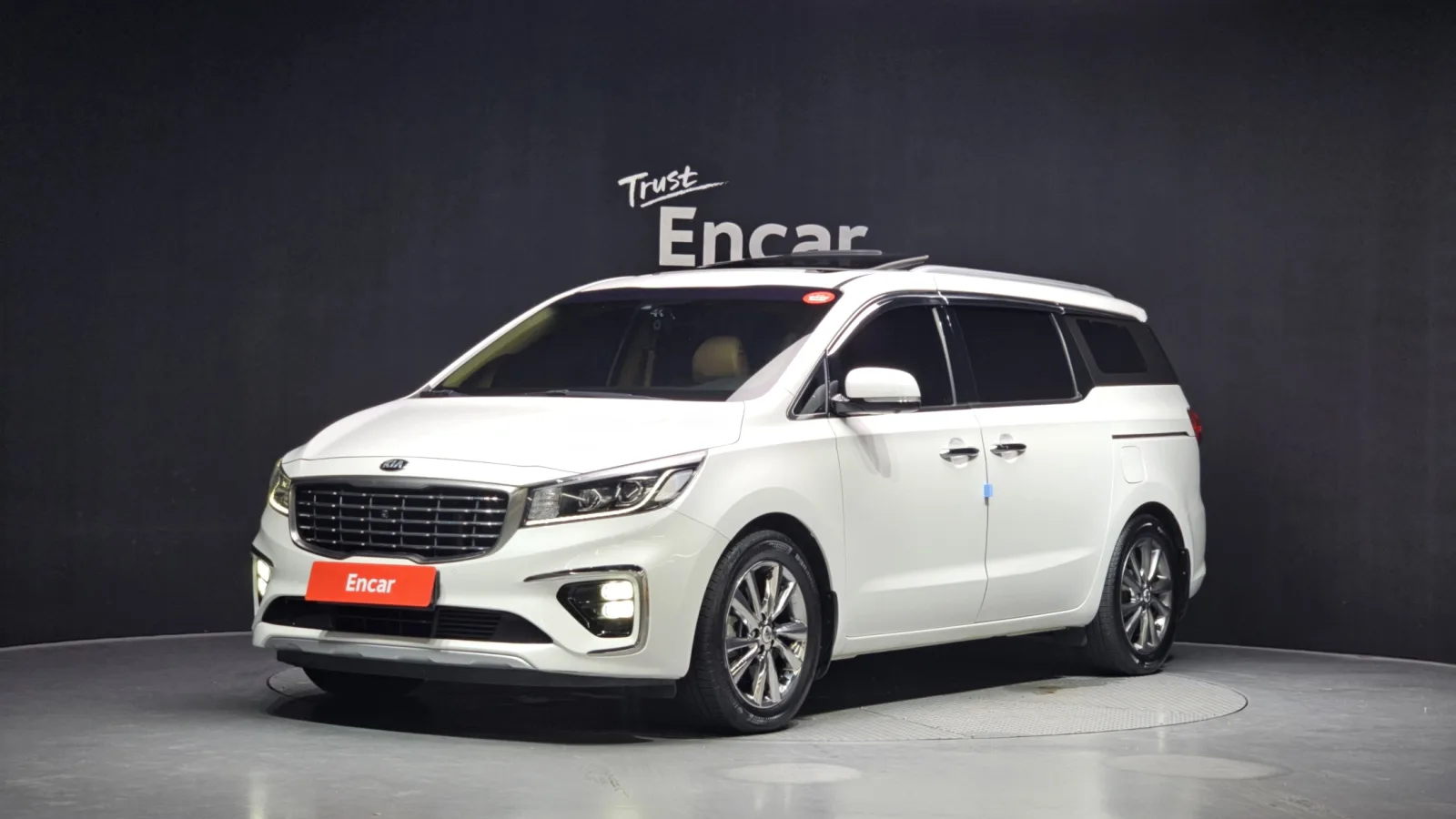 2020 Kia Carnival