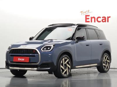 2025 Mini Countryman