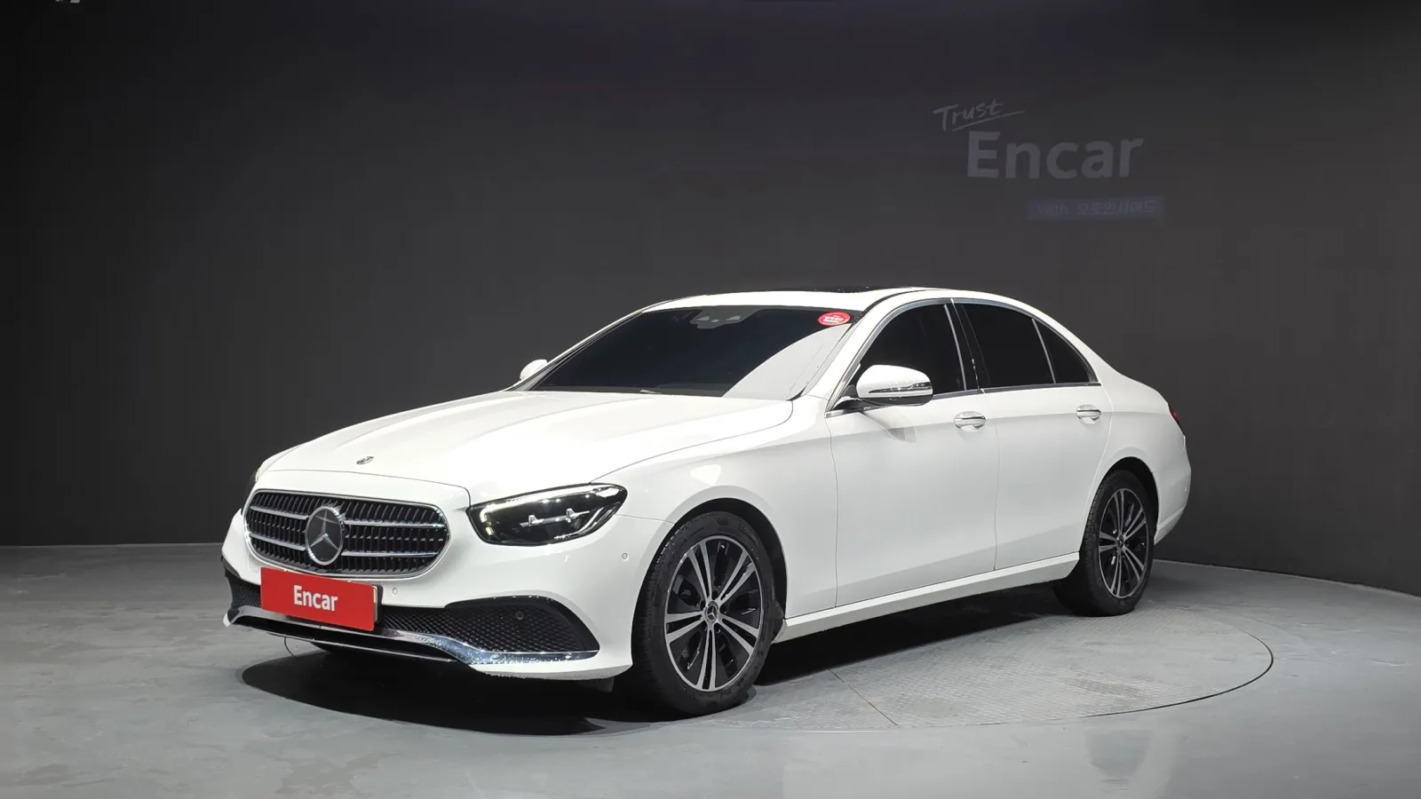 2021 Mercedes-Benz E-Class