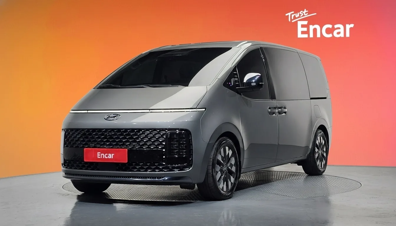 2023 Hyundai Staria