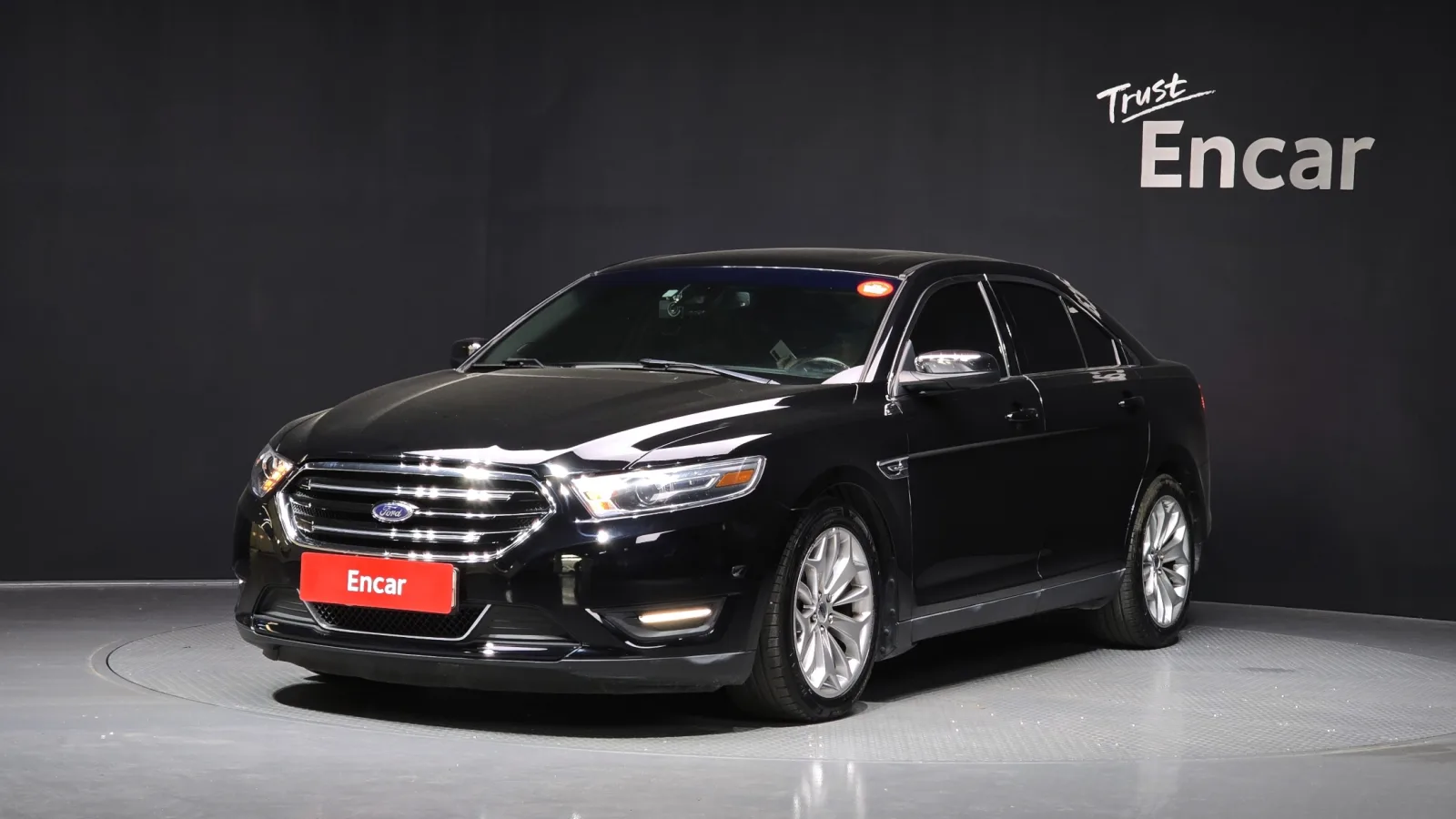 2017 Ford Taurus