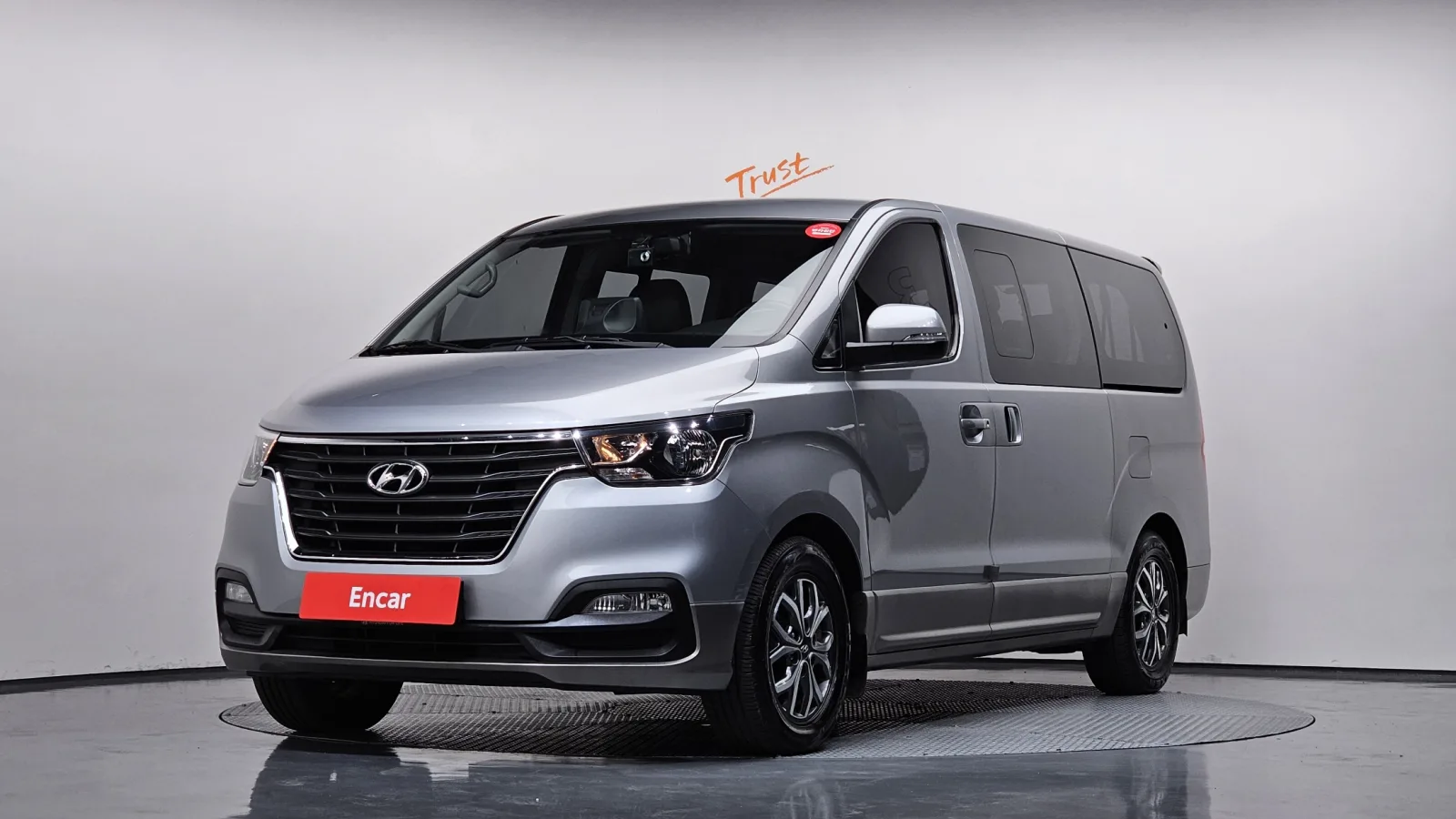2018 Hyundai Starex