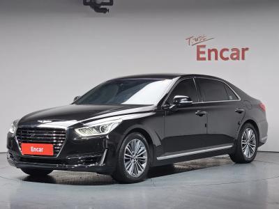 2018 Genesis EQ900