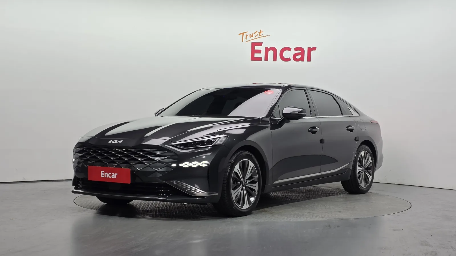 2022 Kia K8