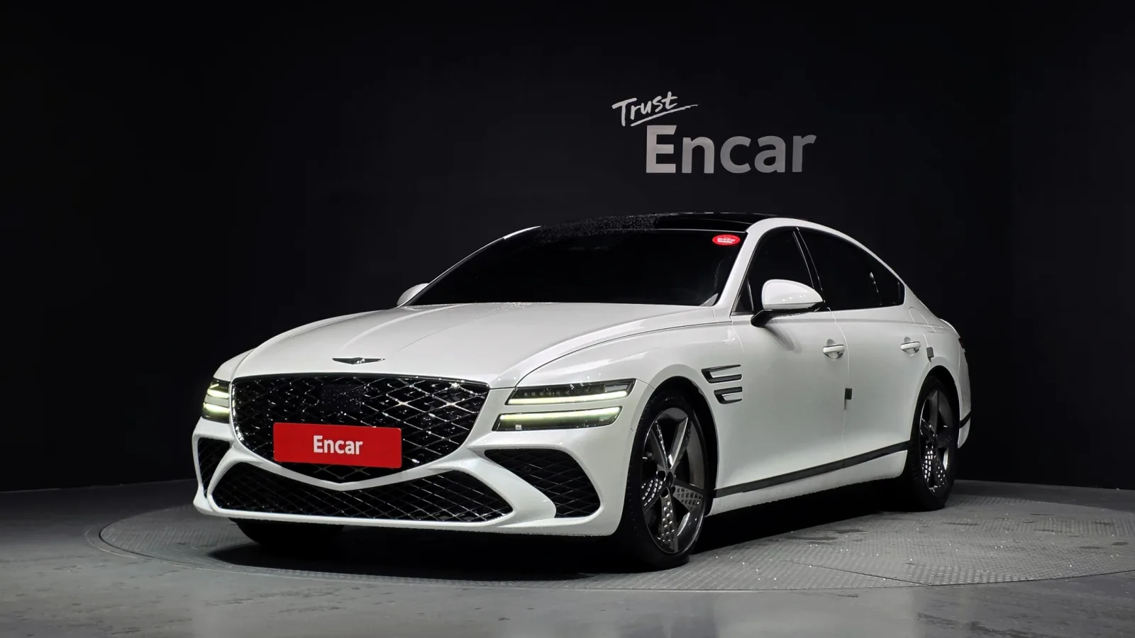 2025 Genesis G80
