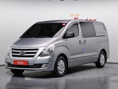 2018 Hyundai Starex