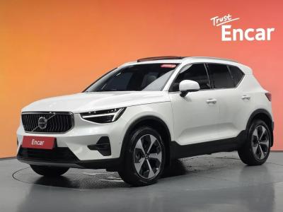 2024 Volvo XC40