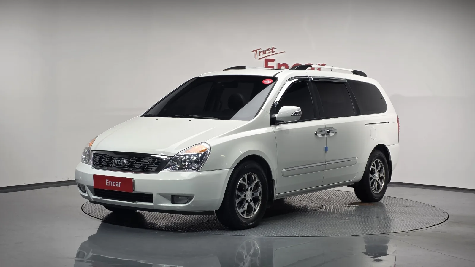 2014 Kia Carnival