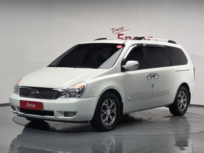 2014 Kia Carnival
