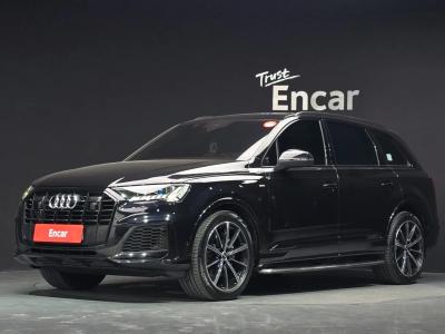 2021 Audi Q7