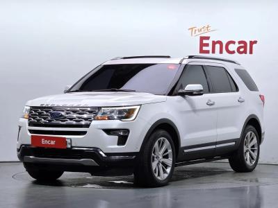 2019 Ford Explorer