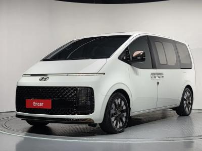 2024 Hyundai Staria