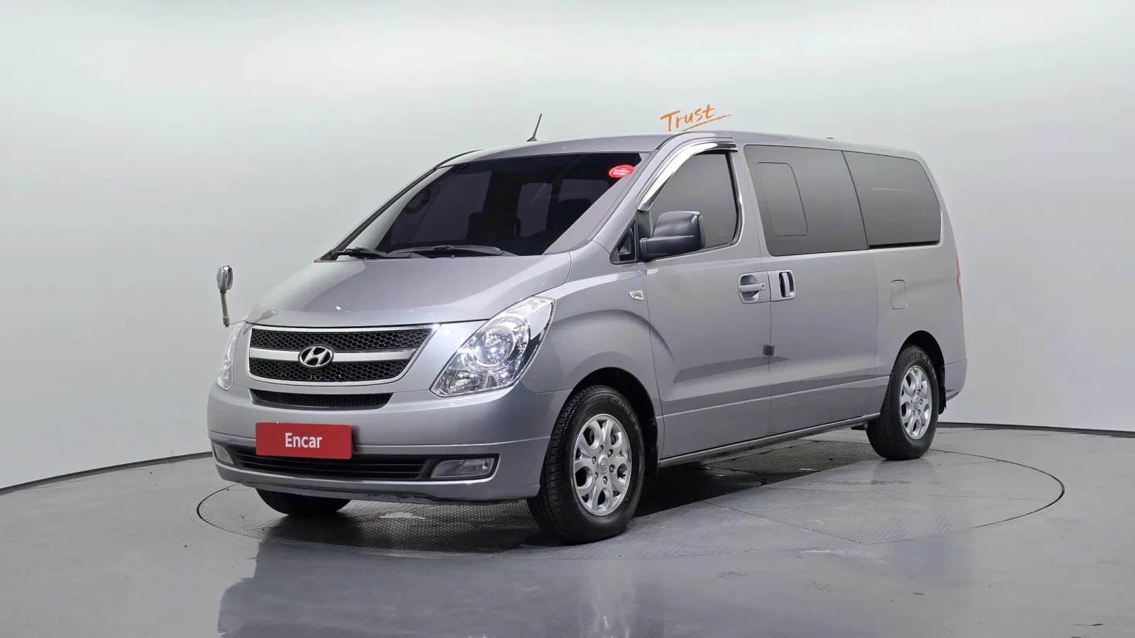 2011 Hyundai Starex